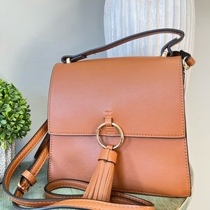 New Small Crossbody Handbag | Tan | Vegan Leather Pockets | Removable Strap